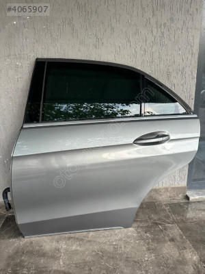 MERCEDES E250 SOL ARKA KAPI ORJİNAL ÇIKMA EGE OTOMOTİV