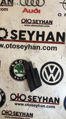 5K0868760 Volkswagen Golf 6 ön sağ kapı ayna iç köpüğü