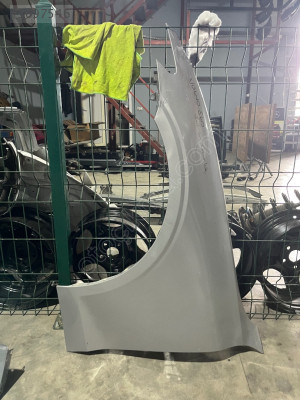 VOLVO S60 SOL ÖN ÇAMURLUK ORJİNAL ÇIKMA PARÇA