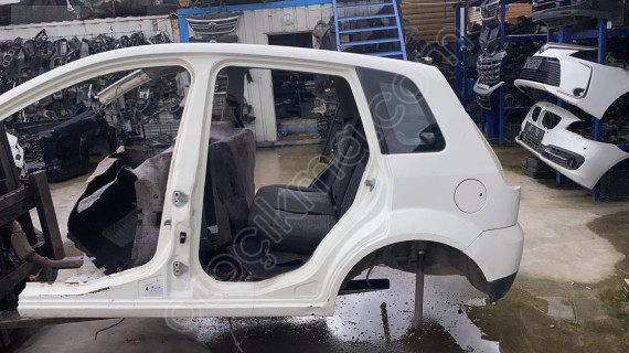FORD FİESTA SOL ARKA ÇAMURLUK OTO FEDAİ
