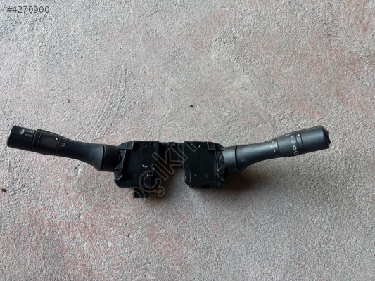 2011 Renault Fluence Sinyal Kolu