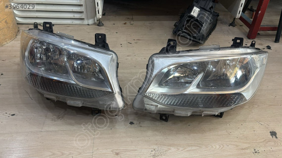 MERCEDES SPRİNTER W910 SAĞ -SOL FAR 9109060100-0000