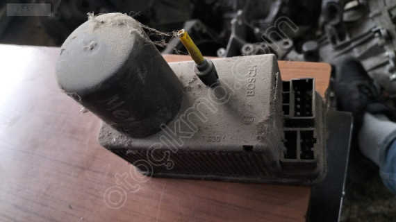 MERCEDRS-BENZ W202 C180  0132006349 merkezi kilit pompası