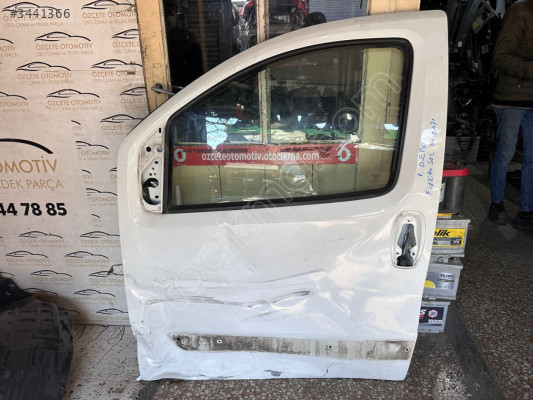 2008-2020 Peugeot Bipper Sol Ön Kapı Cam Krikosu