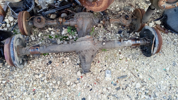 Mitsubishi L300 defransiyel