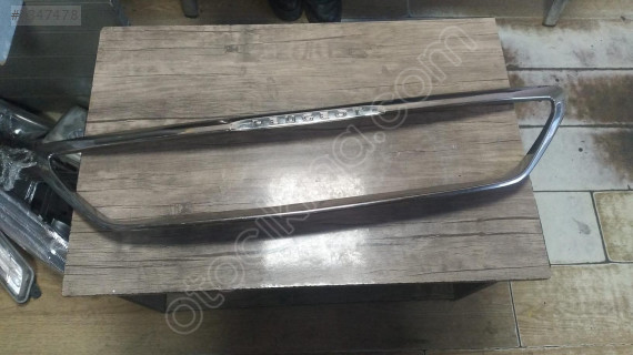 Peugeot 308 ön panjur nikelajı