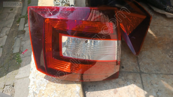 Çıkma Skoda Octavia Sol Arka Stop - Düz Model