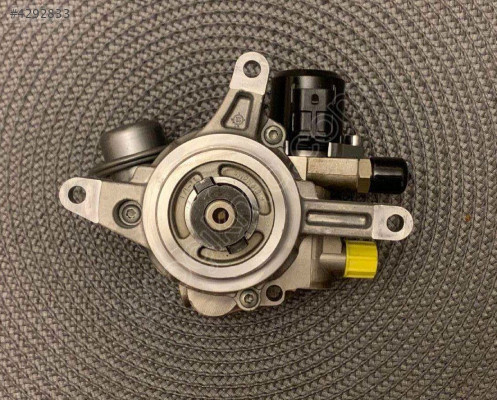 PORSCHE PANAMERA 970 YAKIT POMPASI 4.8 94811031523