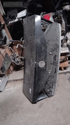 SKODA SÜPER B BAGAJ KAPAĞI ÇIKMA