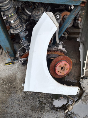 FORD FOCUS SAĞ ÖN ÇAMURLUK OTO FEDAİ