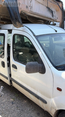 RENAULT KANGOO SAĞ ÖN KAPI