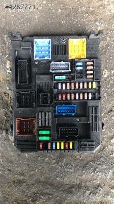 DS7 CROSSBACK SİGORTA KUTUSU OTO FEDAİ