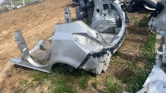 Opel Corsa D Modeli İçin Sol Arka Çamurluk Parçası
