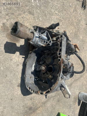 Dacia Logan Şanzıman Üstten Rabotlu