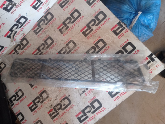BMW F10 5 SERİSİ ÖN TAPON AIT IZGARAOEM 51117285950