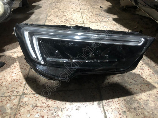OPEL CROSSLAND X LEDLİ SAĞ FAR YQ00709880