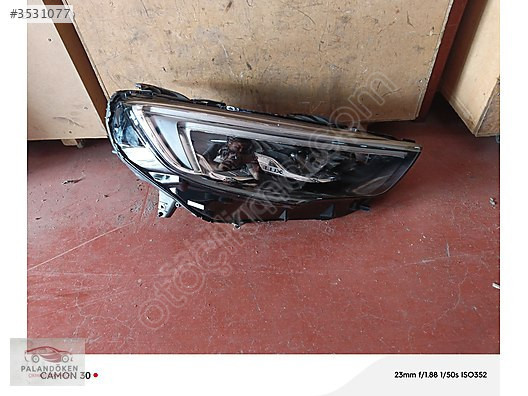 OPEL INSİGNİA SAĞ FAR