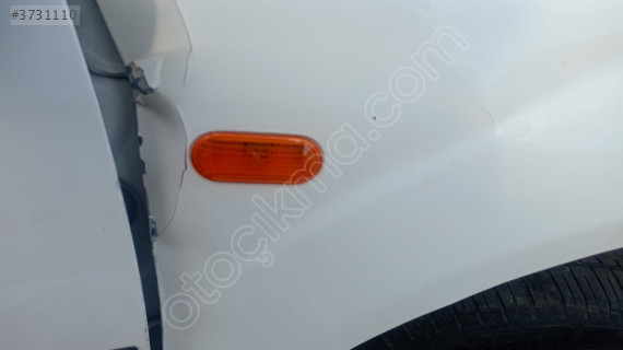 ford fiesta sağ çamurluk sinyali