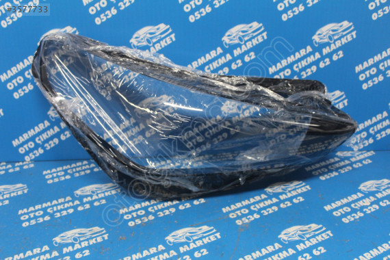BMW X1 U11 SAĞ LED FAR CAMI SIFIR