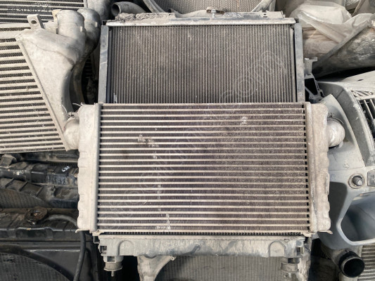 MİTSUBİSHİ CANTER FUSO E5 E6 ÇIKMA İNTERCOL RADYATÖRÜ