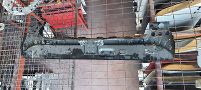 Dacia duster 18/23 arka panel sefalilar oto cikma