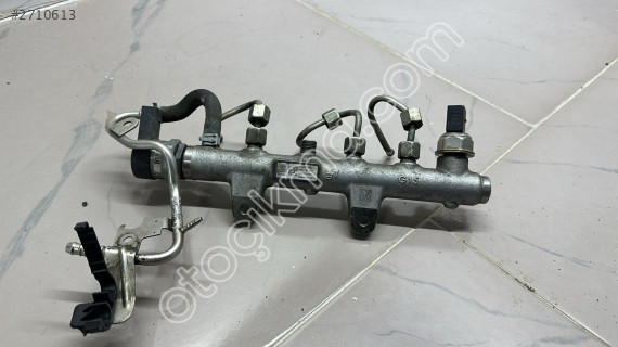2013-17 MODEL VW POLO 1.4 TDİ CUS RAİL BORUSU 04B130093