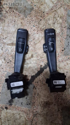 2014-18 VOLVO V40 SİNYAL KOLU SİLECEK KOLU SÖKME ORJİNAL