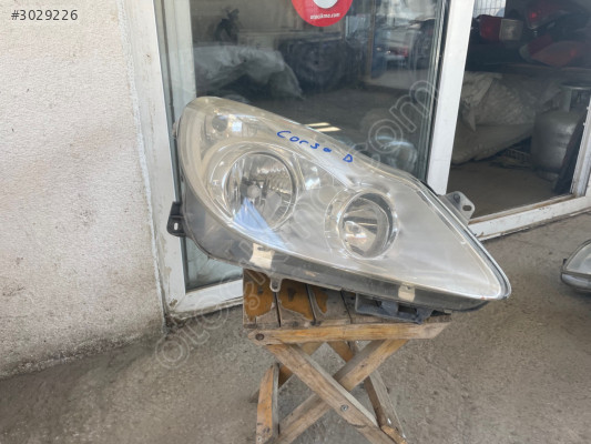 OPEL CORSA D 2007 2009 SAĞ ÖN FAR