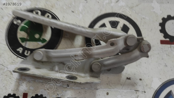 5K0823301C Golf 6 sol kaput menteşesi