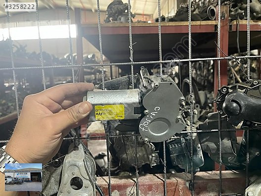 OTO CEMDEN ÇIKMA FİAT FİORİNO ARKA CAM SİLECEK MOTORU