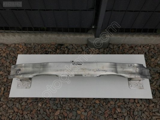 AUDI A3 TAMPON DEMİRİ ÖN 8V0807109 2013-2016