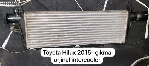 TOYOTA HİLUX İNTERCOOLER ÇIKMA ORJİNAL !!!!