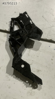 5H0807049D VW GOLF 8 SOL ÖN TAMPON BRAKETI 2020