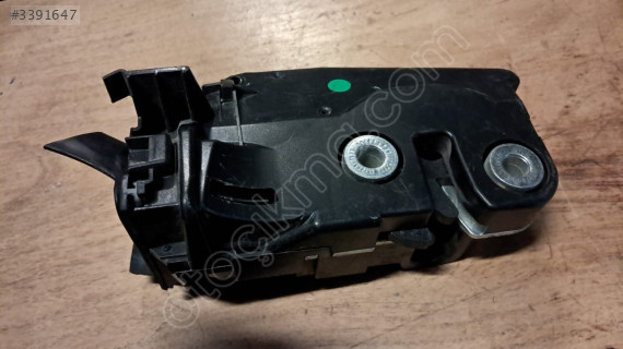 MERCEDES BENZ W245 ARKA SOL KAPI KİLİDİ 1699200372