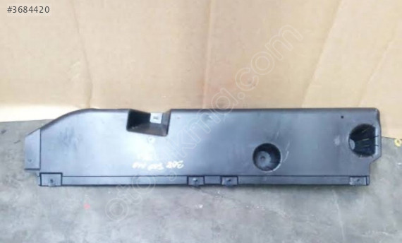 Peugeot 408 arka taban altı deflektörü 9837757280