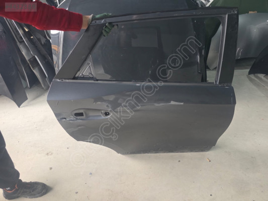 MG MG4 GRİ SAĞ ARKA KAPI ORJINAL LOKALLİK