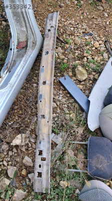 OPEL KADETT ARKA TAMPON DEMİRİ.OTO ERKAN ÜNYE