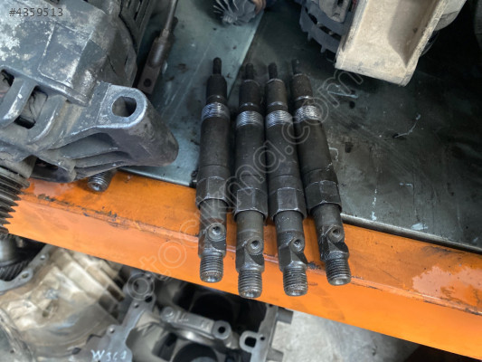 FORD TRANSİT V184 ENJEKTÖR TAKIMI