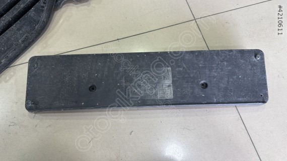 MERCEDES E SERİSİ W214 ÖN TAMPON PLAKALIK 2148852700