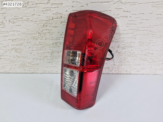 İSUZU D-MAX SAĞ ARKA STOP LAMBASI LEDLİ SIFIR 2012-2016