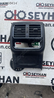 3G0907049D 3G0861737 Passat b8 arka konsol havalandırma ızgarası