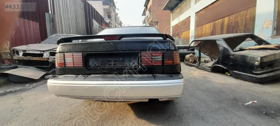 Hyundai ESC Coupe 1991 model arka bagaj kapak