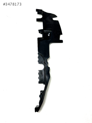 8E0121284AD HAVALANDIRMA BRAKETİ SAĞ A4 05-09