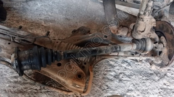 2001 Polo 1.4  sağ Aks çıkma
