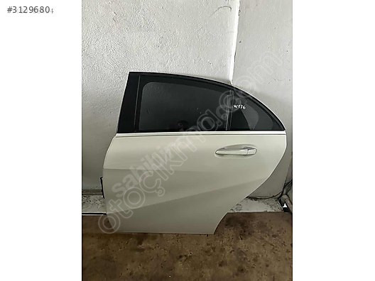 MERCEDES A180 W176 SOL ARKA KAPI