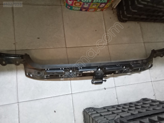 BMW 1 Serisi E87 E81 Tampon Braketi 51127058521