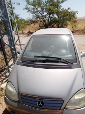 Mercedes benz a160 w168 1.6 benzinli çıkma Ön emniyet kemerleri