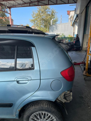 HYUNDAİ GETZ SAĞ ARKA ÇAMURLUK ORJİNAL ÇIKMA