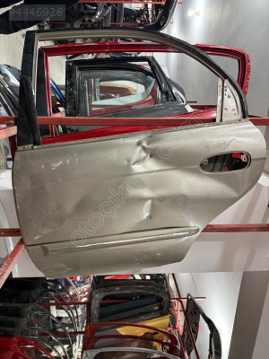 KİA SHUMA ÇIKMA ORJİNAL SOL ARKA KAPI BD1