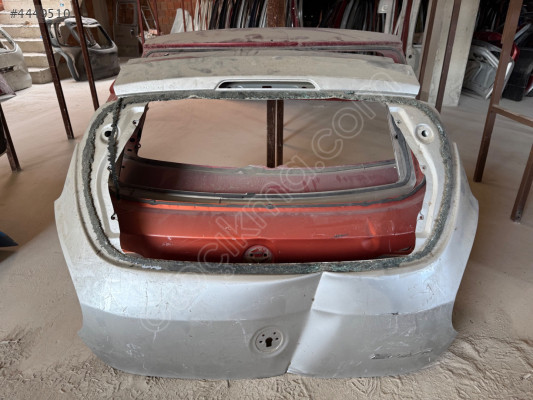 FİAT BRAVO ÇIKMA ORJİNAL BAGAJ KAPAĞI KD3